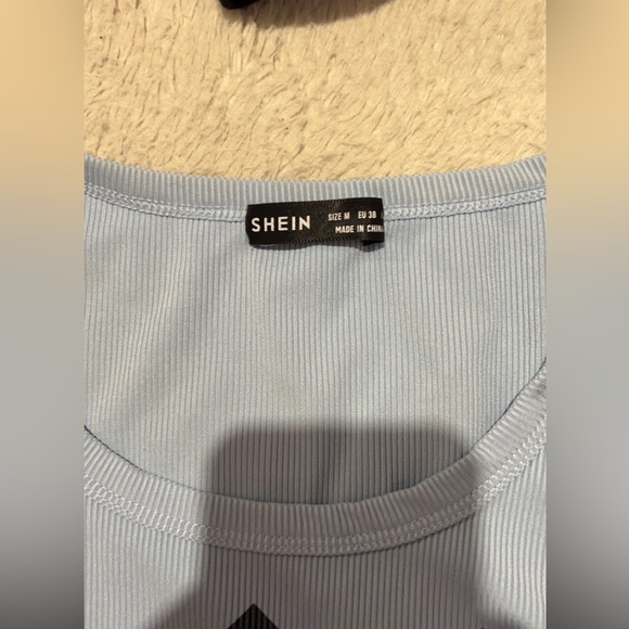 SHEIN | cropped tank top - Picture 2 of 2